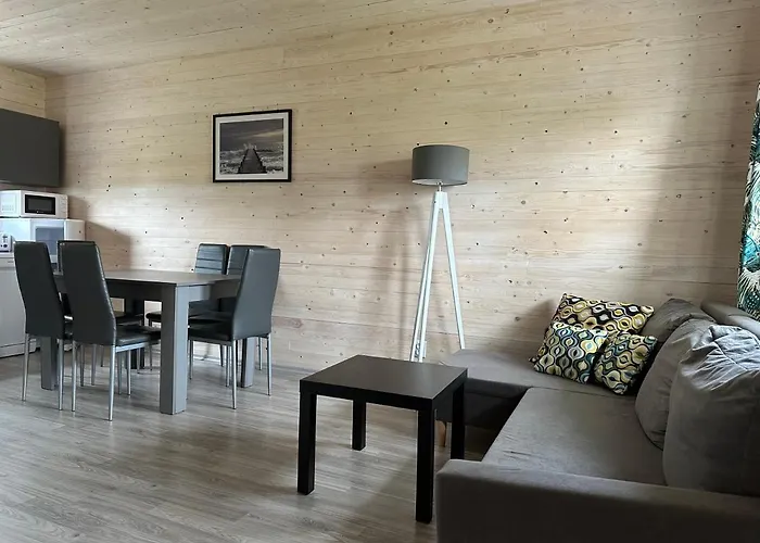 U Karola * ريفال